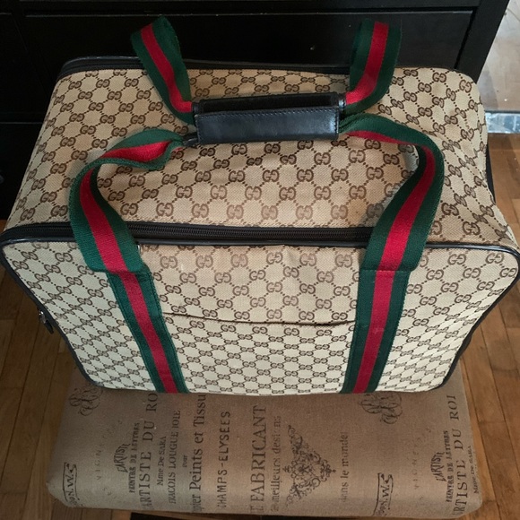 💥💥HOST PICK💥💥100% AUTHENTIC GUCCI  BAG/CARRIER Gorgeous!!!!  Very Rare!!!! - Picture 2 of 14